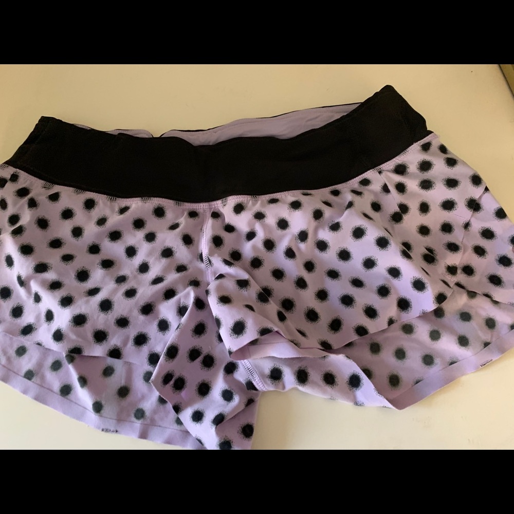Lululemon shorts size 6